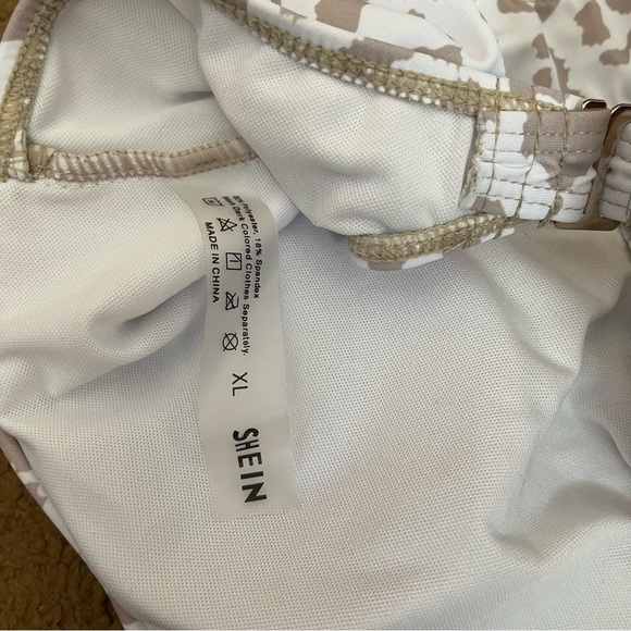 Shein bathing suit - Picture 3 of 3